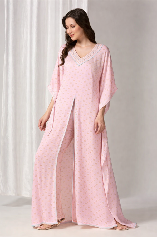 Baby pink flower front slit kaftan.