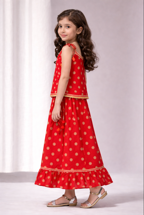 Red mela tieup lehengaset.