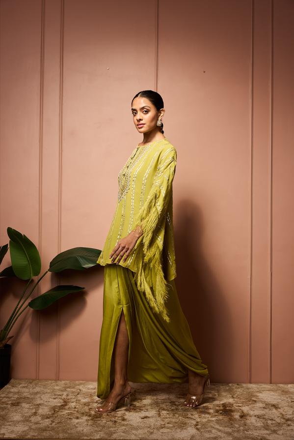 MEHENDI GOTA STRIPE FRINGE KAFTANSET.